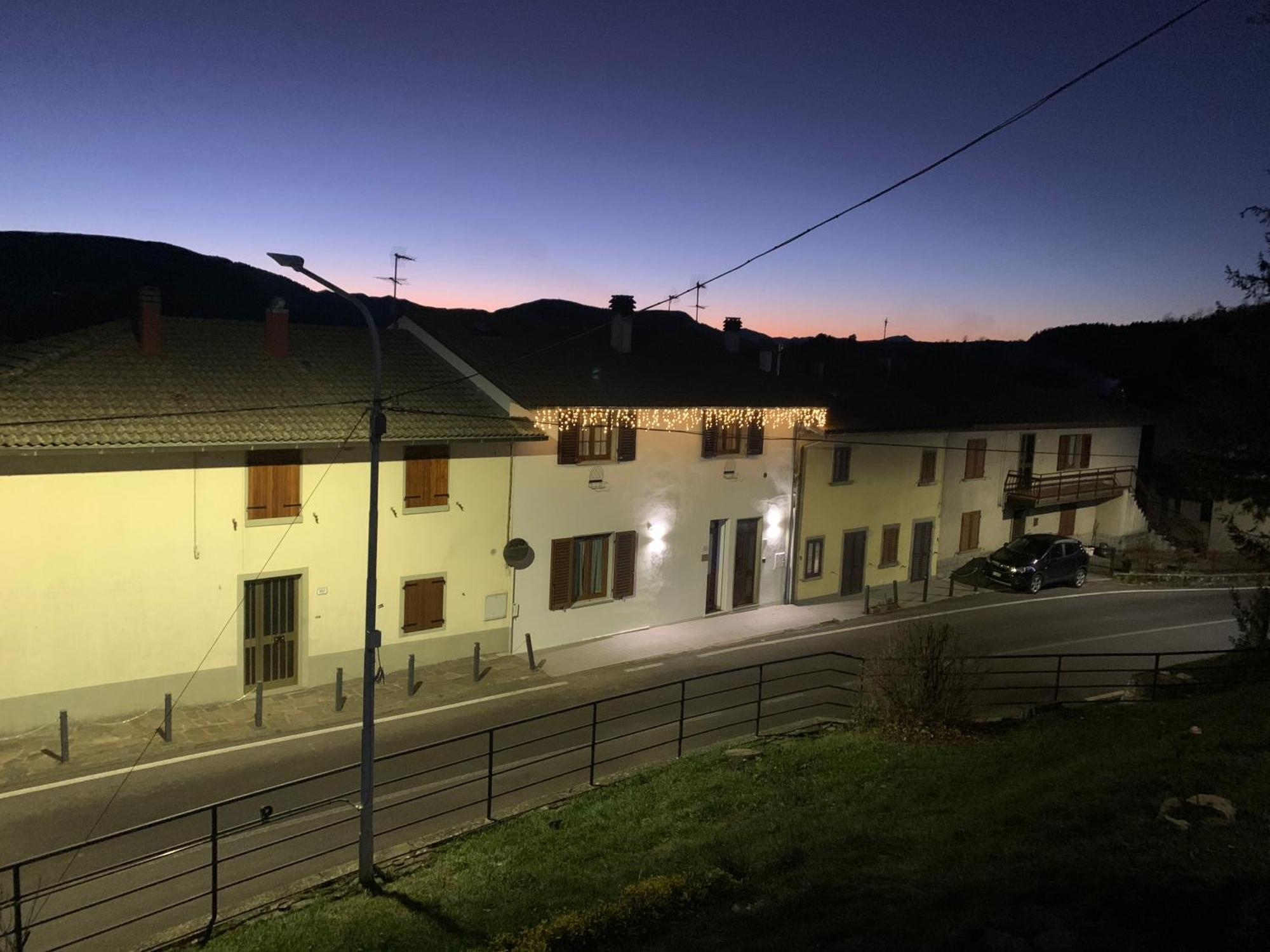 B & B Giu & Dany Bruscoli Exterior foto
